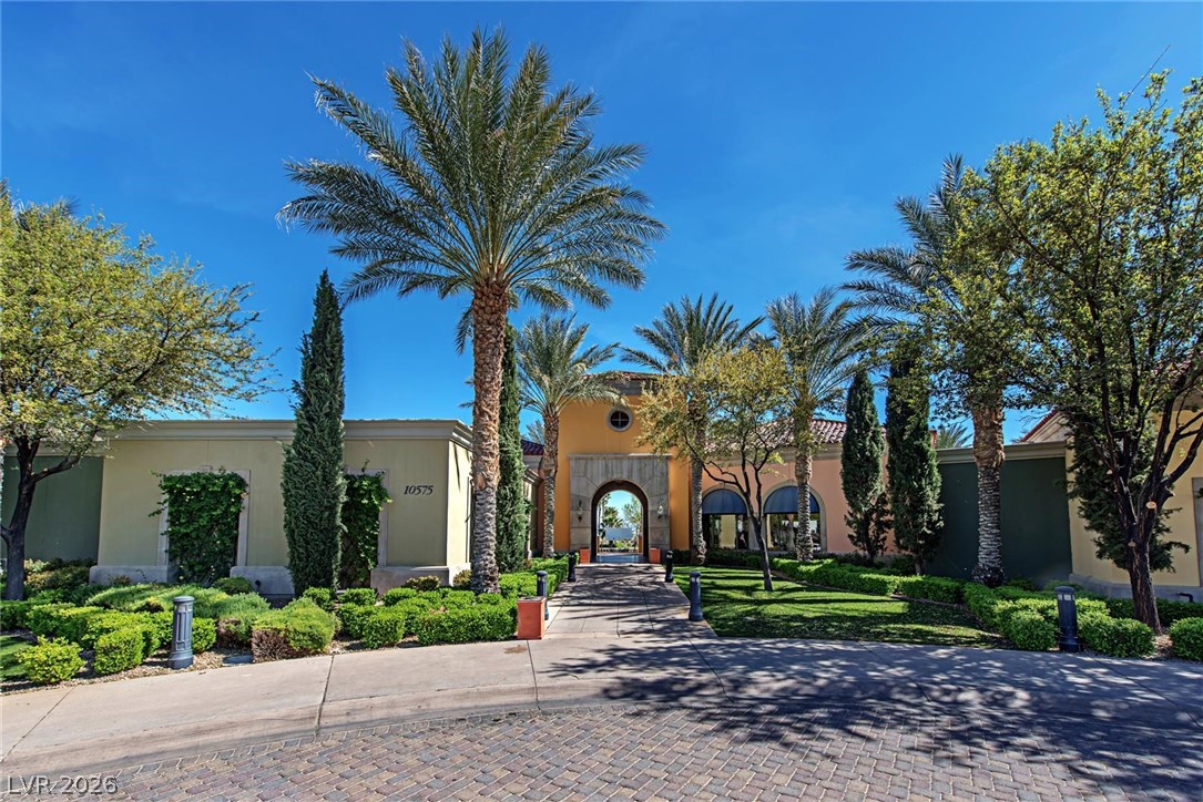 5152 Vincitor Street Las Vegas NV 89135