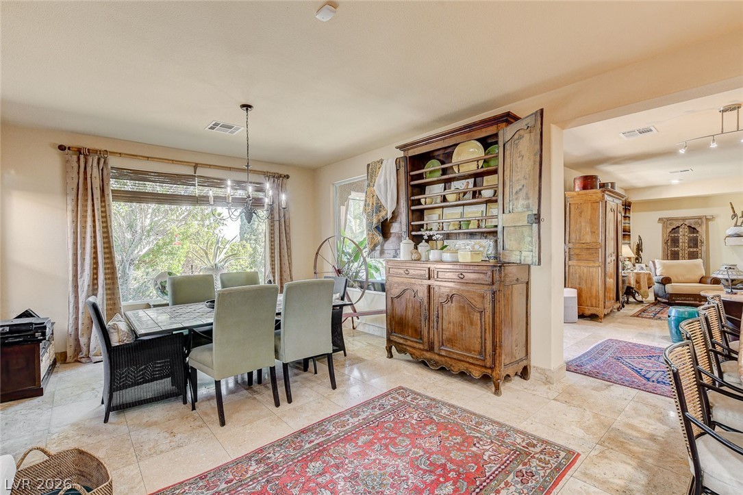 5152 Vincitor Street Las Vegas NV 89135
