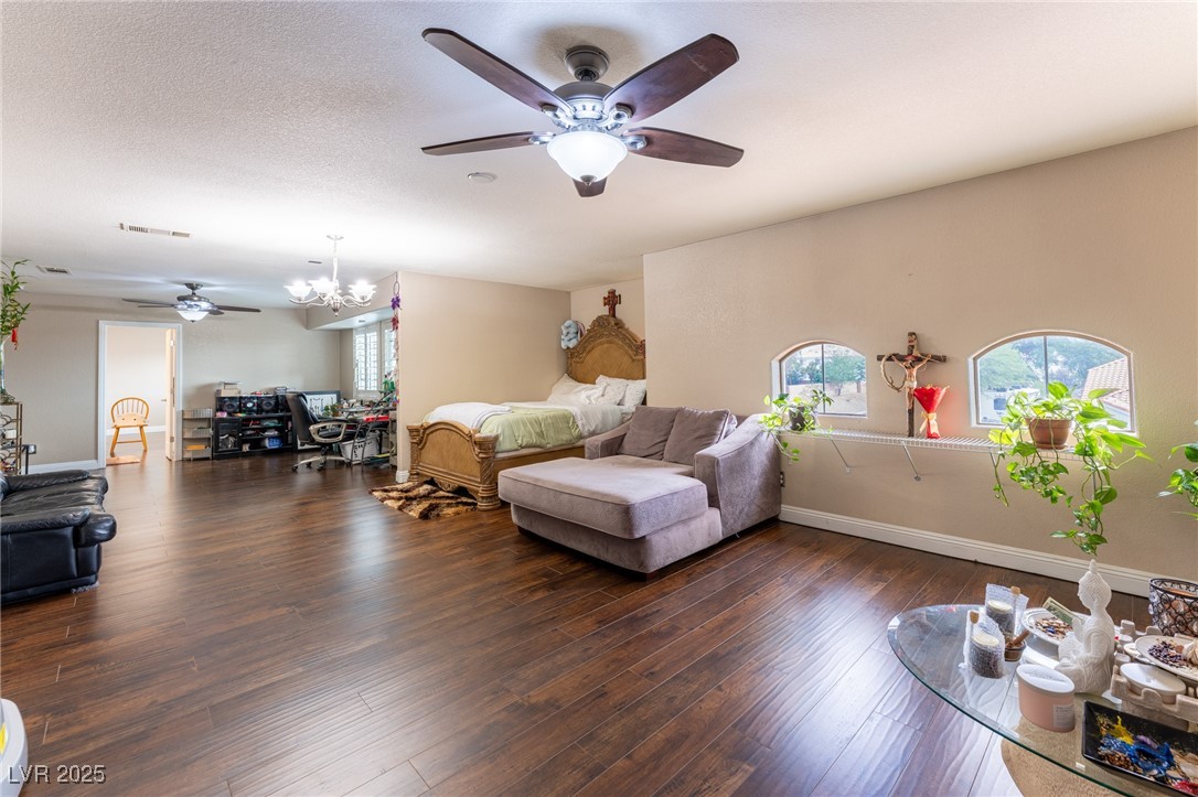 6632 Isolated Avenue Las Vegas NV 89110
