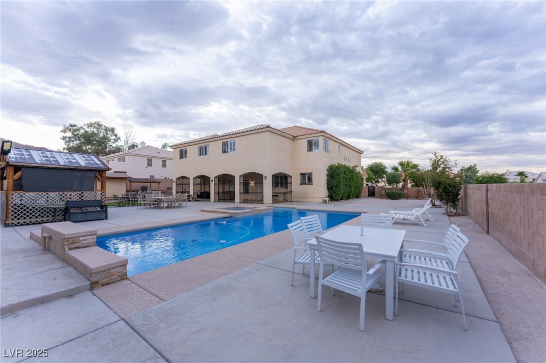6632 Isolated Avenue Las Vegas NV 89110