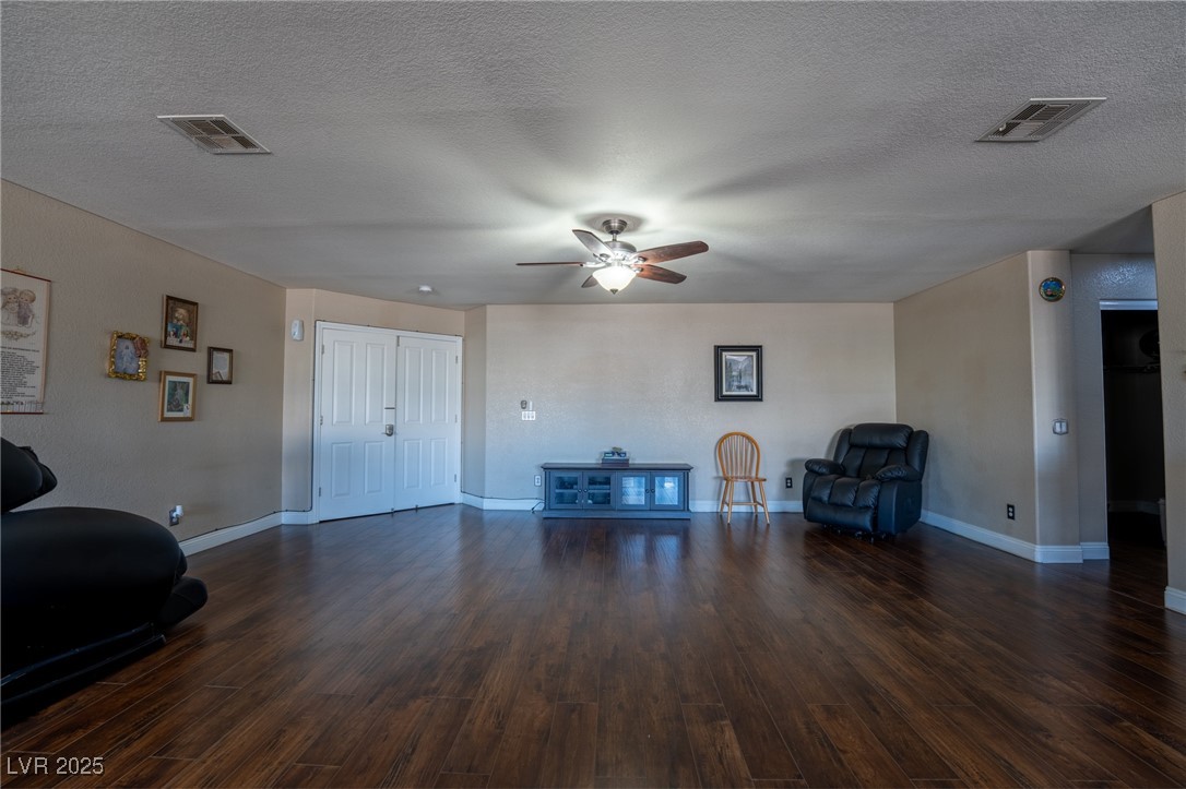 6632 Isolated Avenue Las Vegas NV 89110