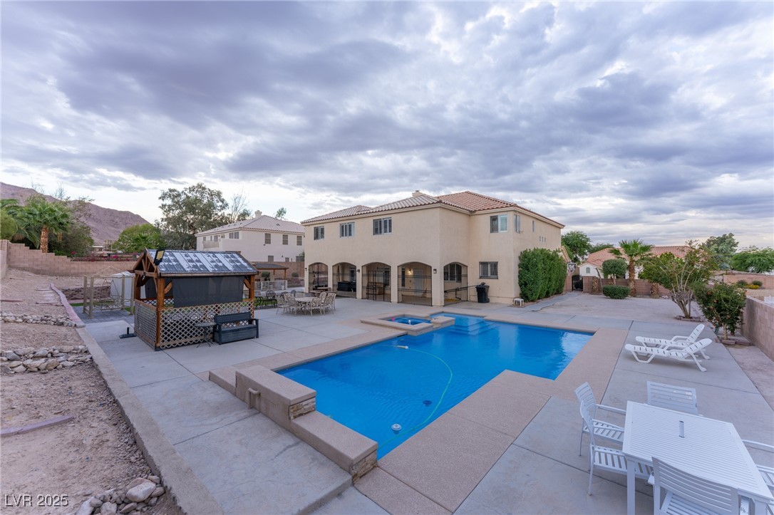 6632 Isolated Avenue Las Vegas NV 89110