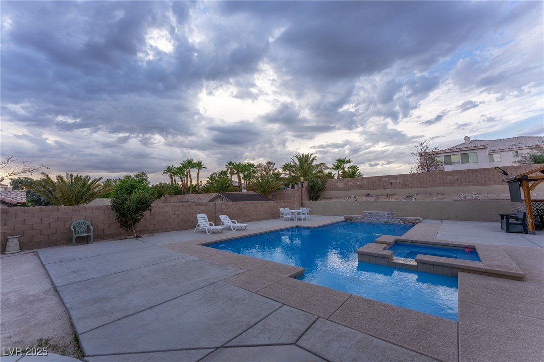 6632 Isolated Avenue Las Vegas NV 89110
