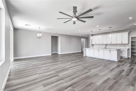 4641 Castlewood Pahrump NV 89061