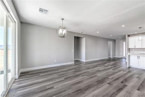 4641 Castlewood Pahrump NV 89061