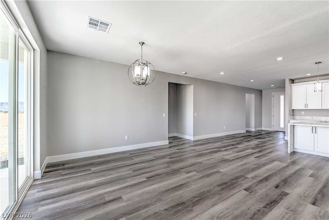 4641 Castlewood Pahrump NV 89061