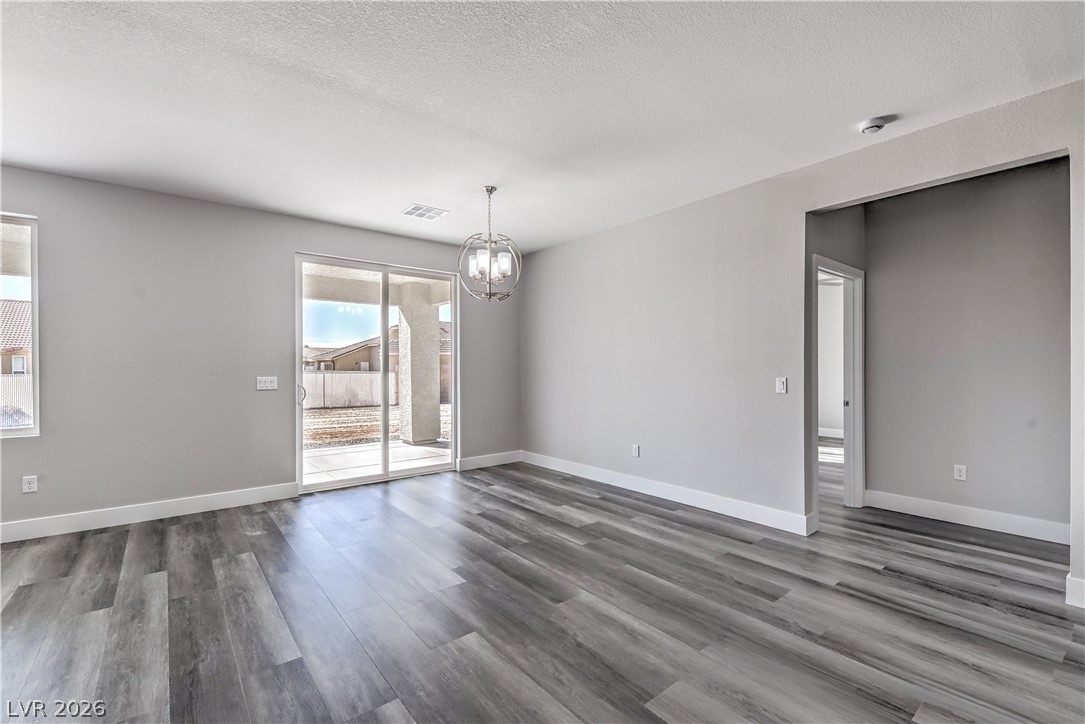 4641 Castlewood Pahrump NV 89061