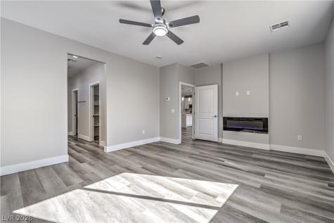 4641 Castlewood Pahrump NV 89061