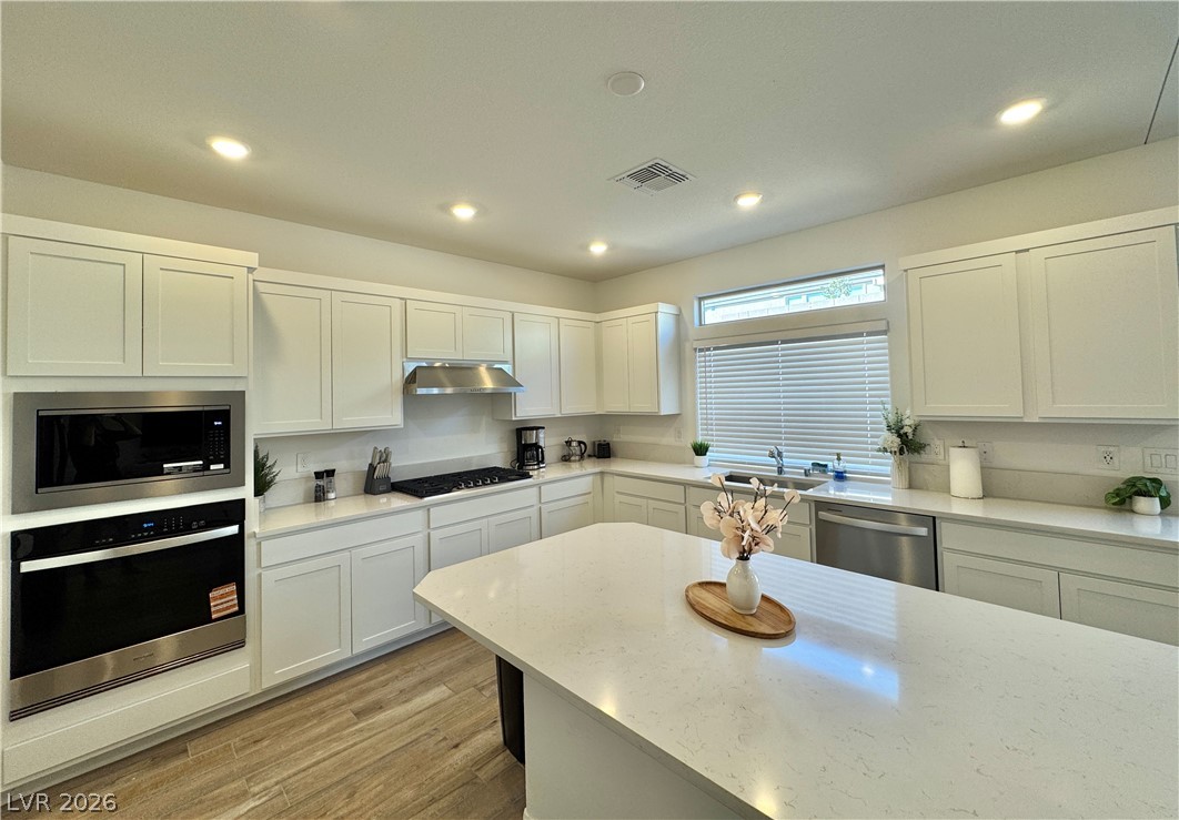5763 Yellow House Street Las Vegas NV 89113