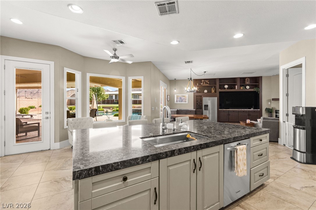 923 Santa Ynez Avenue Henderson NV 89002
