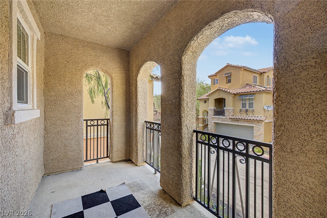 10446 Wildflower Gully Street Las Vegas NV 89178