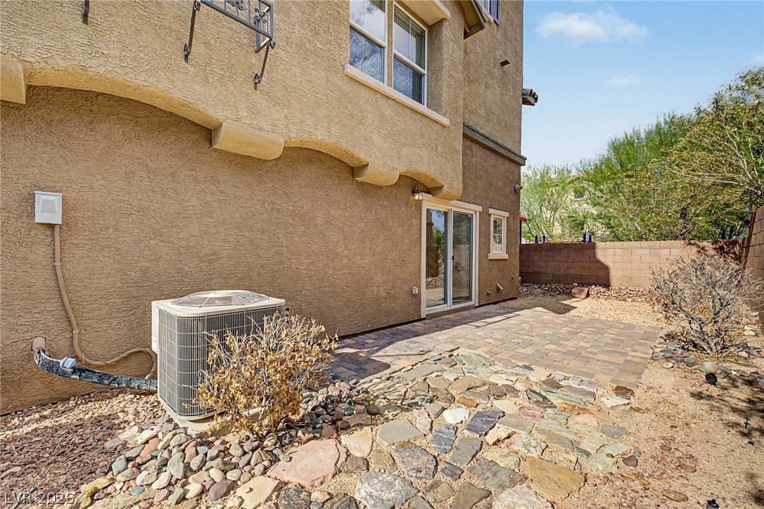 10446 Wildflower Gully Street Las Vegas NV 89178