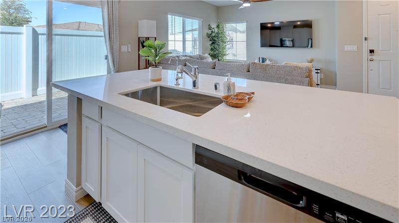 226 Callen Falls Avenue 1314 Henderson NV 89011