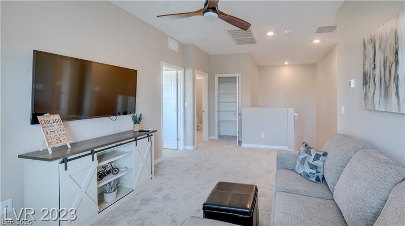 226 Callen Falls Avenue 1314 Henderson NV 89011