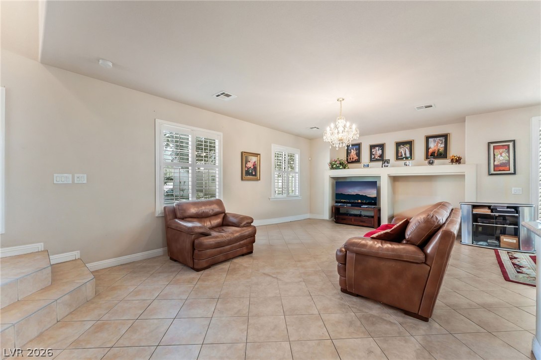8155 Retriever Avenue Las Vegas NV 89147