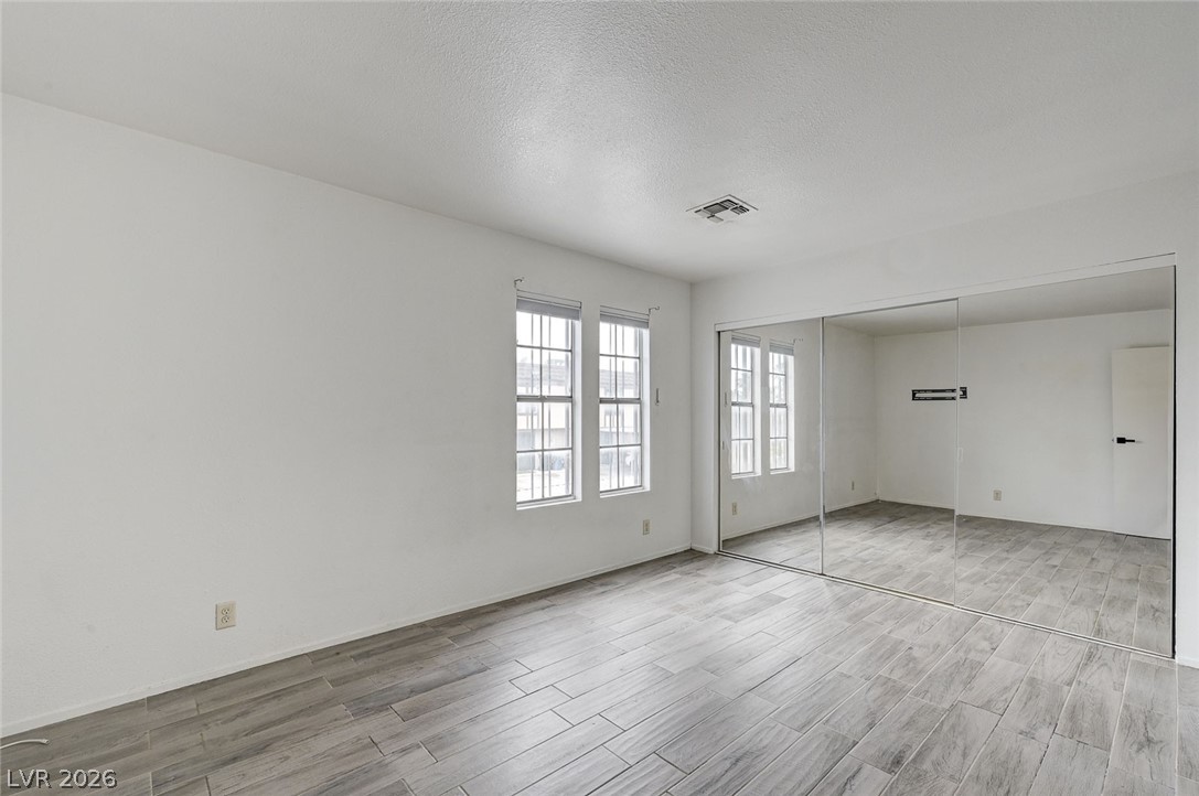 6542 Ironbark Lane Las Vegas NV 89107