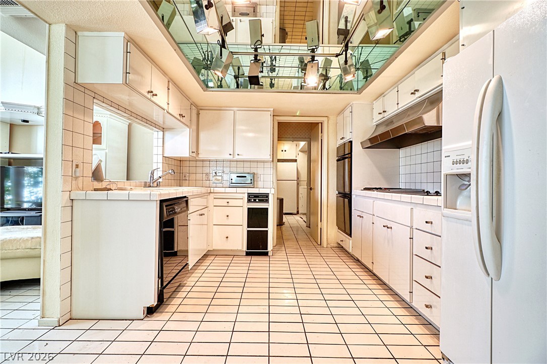 940 Vegas Valley Drive Las Vegas NV 89109