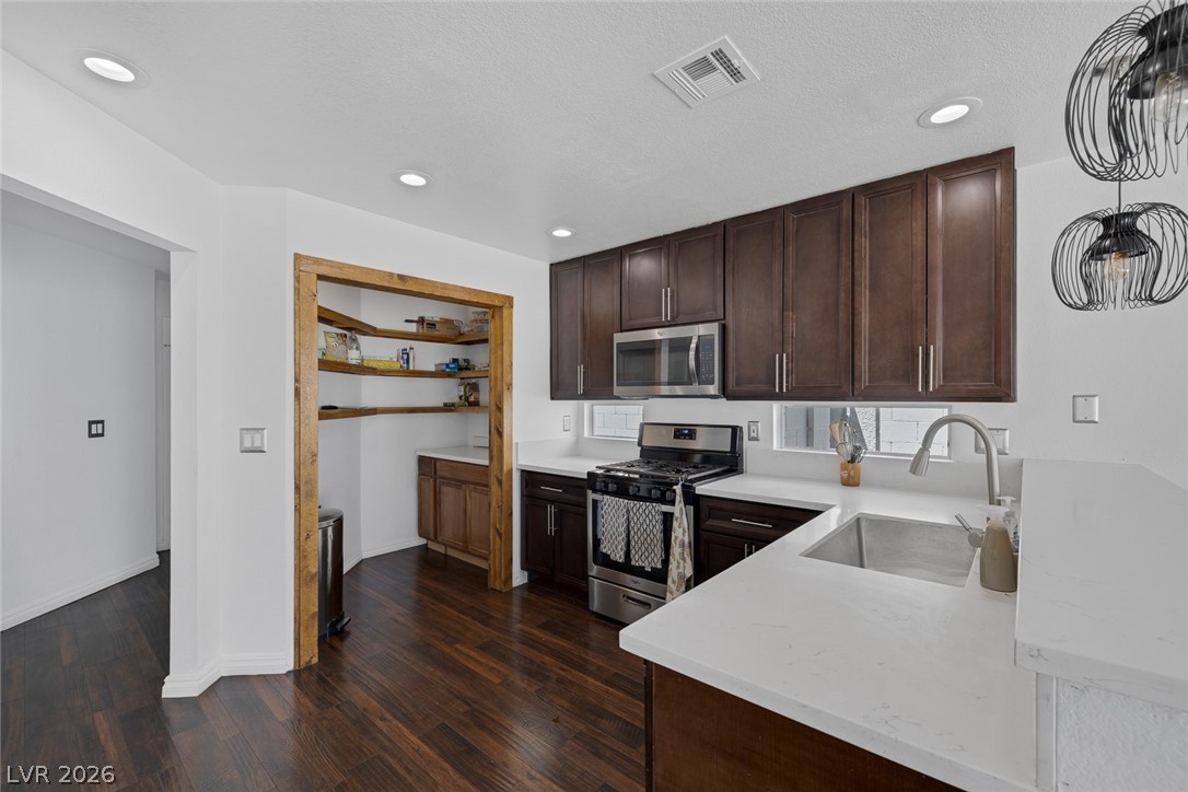 8208 Ogee Drive Las Vegas NV 89145