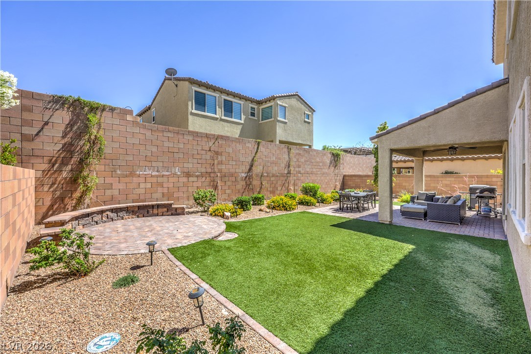 413 Via Gigante Henderson NV 89011