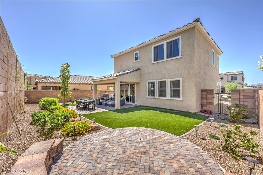 413 Via Gigante Henderson NV 89011