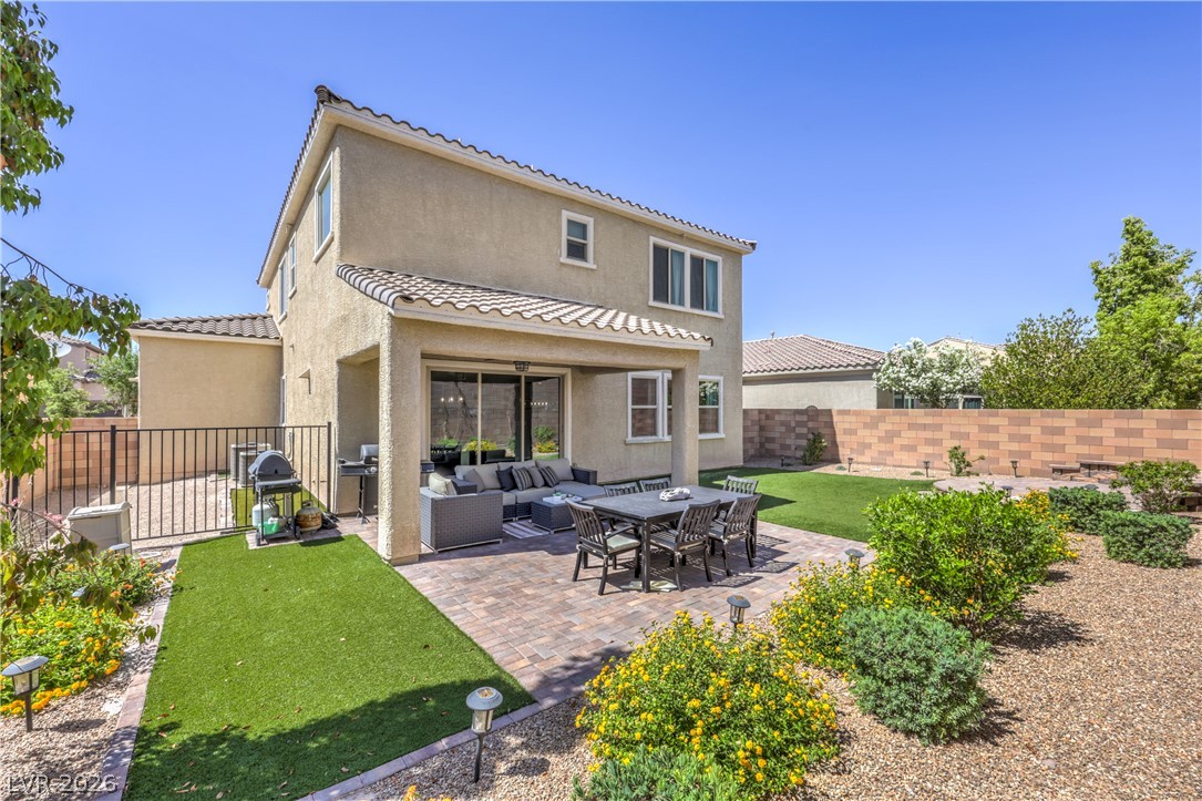 413 Via Gigante Henderson NV 89011