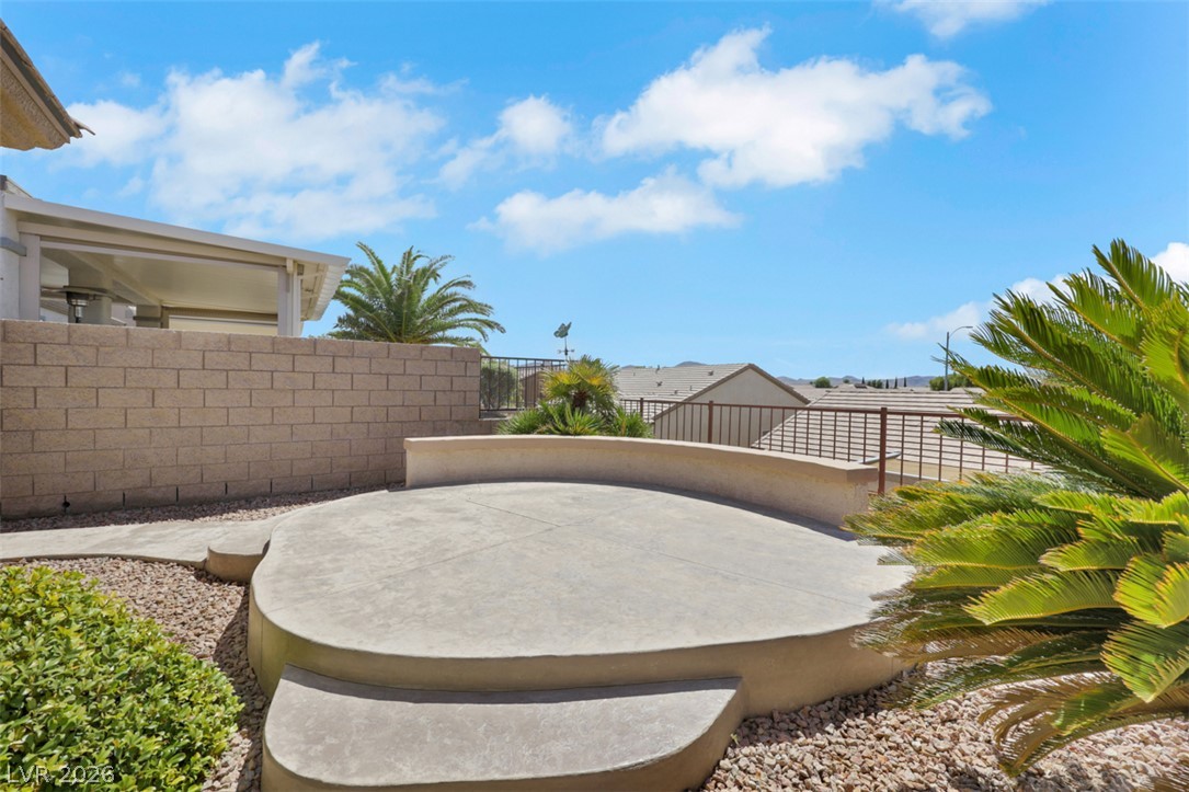 2025 Wildwood Lake Street Henderson NV 89052
