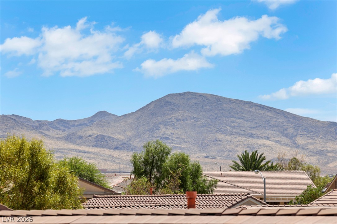 2025 Wildwood Lake Street Henderson NV 89052