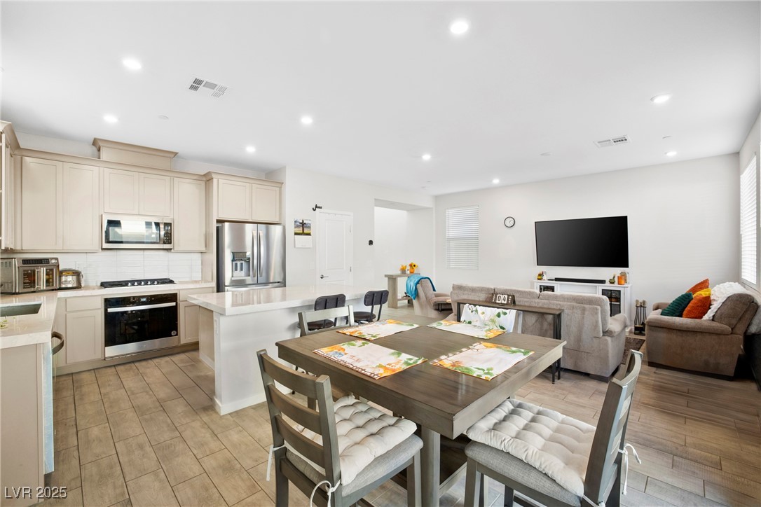 10662 Enridge Avenue Las Vegas NV 89166