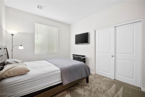 10662 Enridge Avenue Las Vegas NV 89166