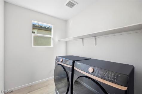 10662 Enridge Avenue Las Vegas NV 89166