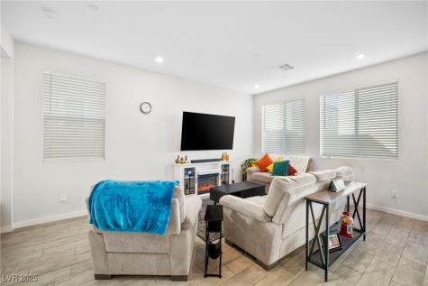 10662 Enridge Avenue Las Vegas NV 89166