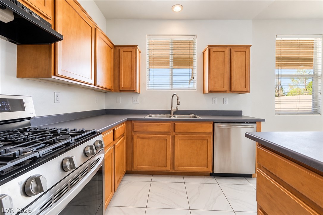 5317 Caprock Canyon Avenue Las Vegas NV 89139