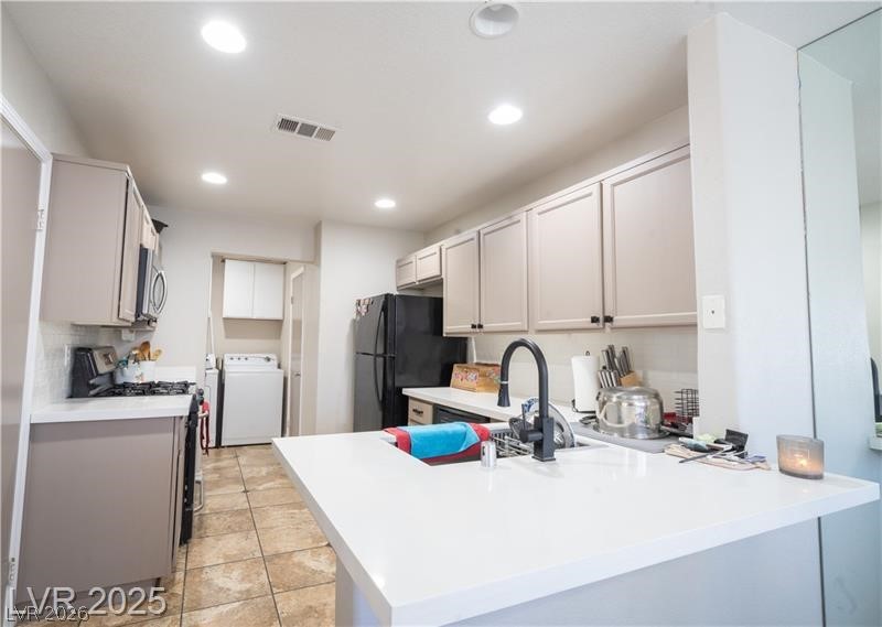 2753 Stargate Street Las Vegas NV 89108