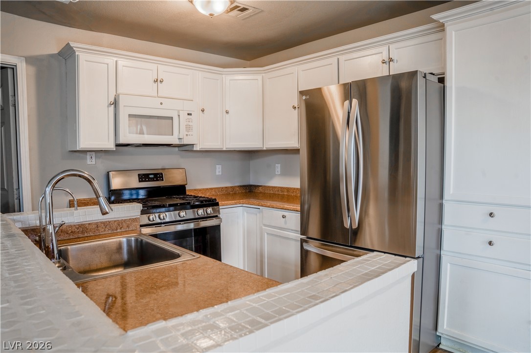 555 Roxella Lane D Las Vegas NV 89110
