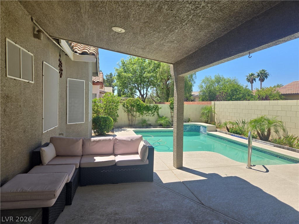 2246 Alanhurst Drive Henderson NV 89052