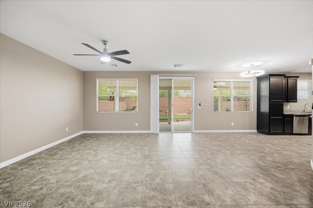 10371 Kadumba Street Las Vegas NV 89178