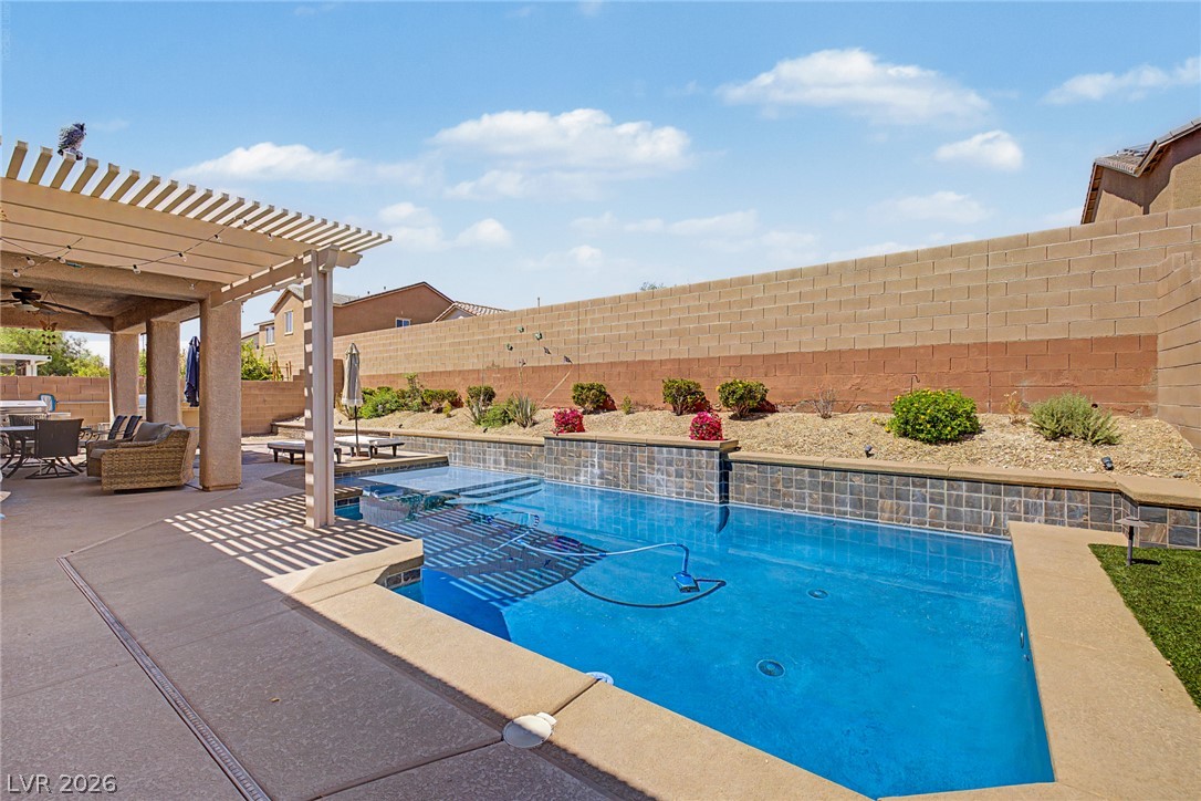 8221 Redbud Vine Street North Las Vegas NV 89085