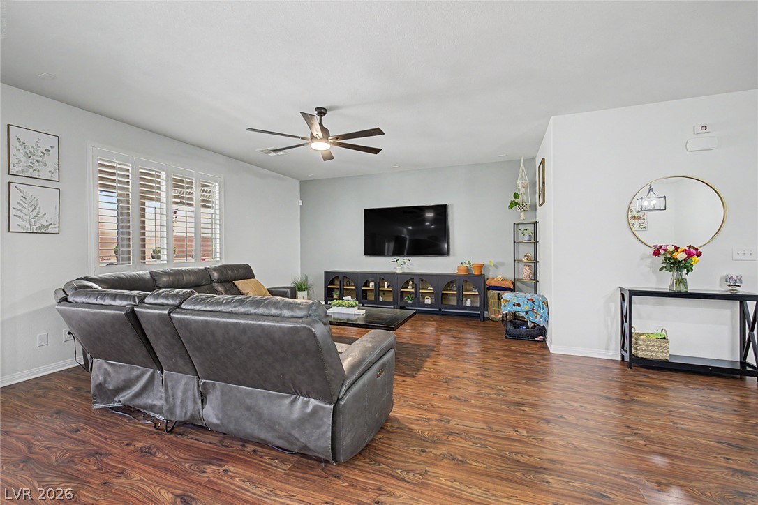 8221 Redbud Vine Street North Las Vegas NV 89085