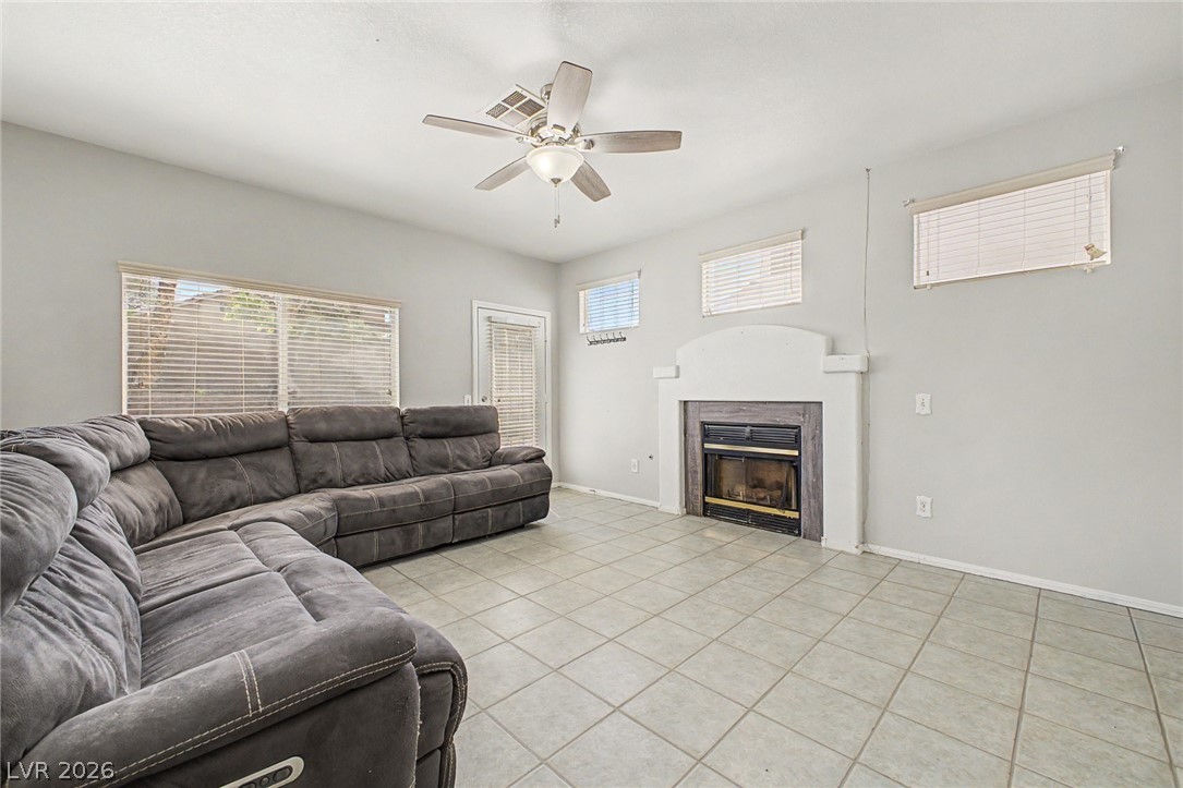 1452 Red Apple Court Las Vegas NV 89142