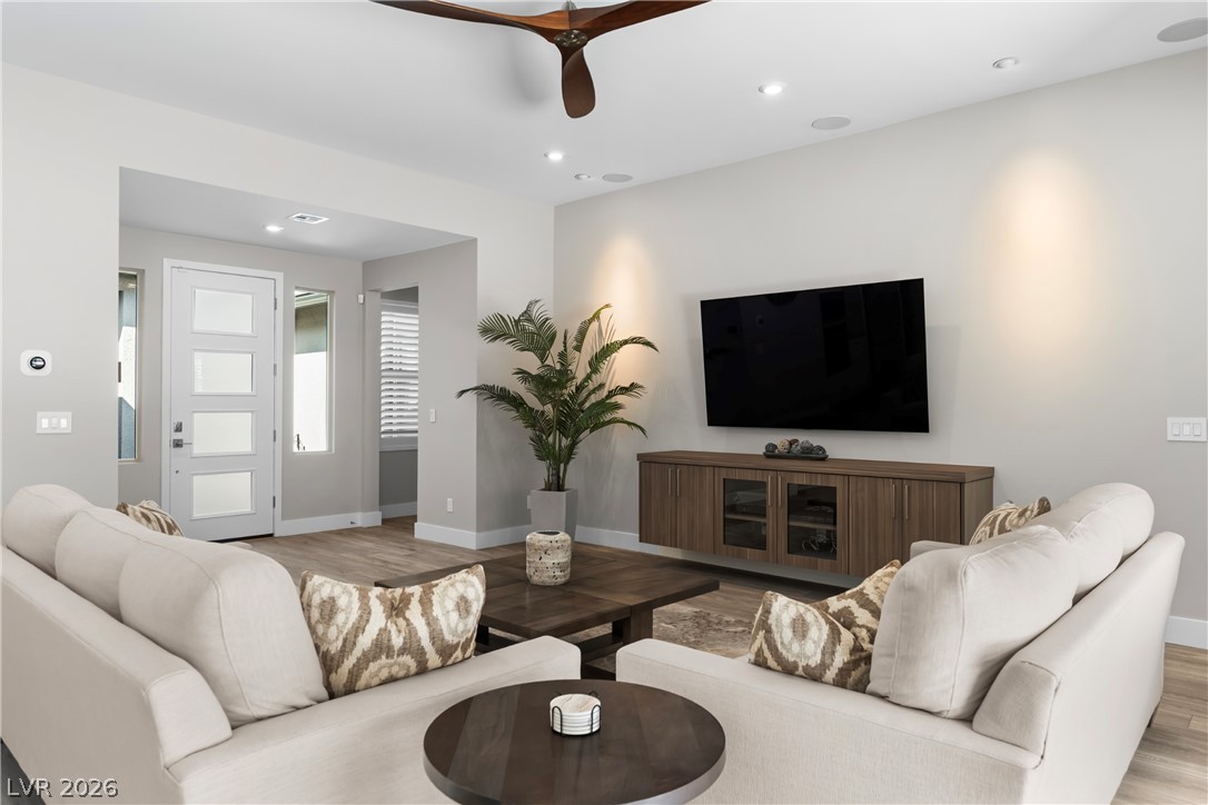 9707 Starlight Ridge Avenue Las Vegas NV 89148