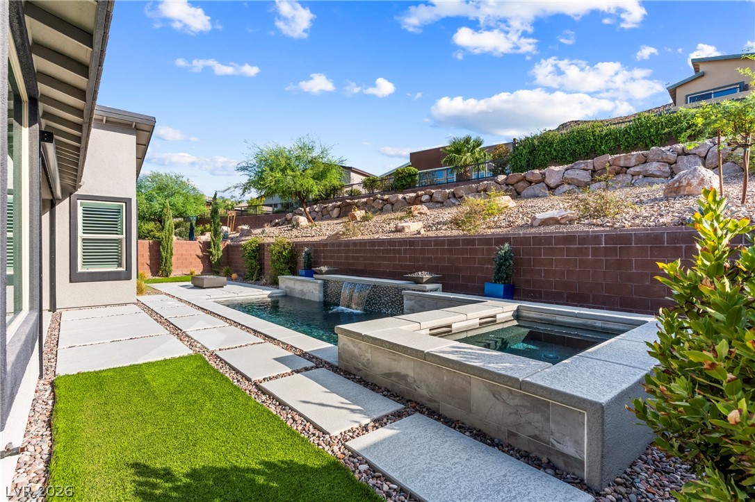 9707 Starlight Ridge Avenue Las Vegas NV 89148
