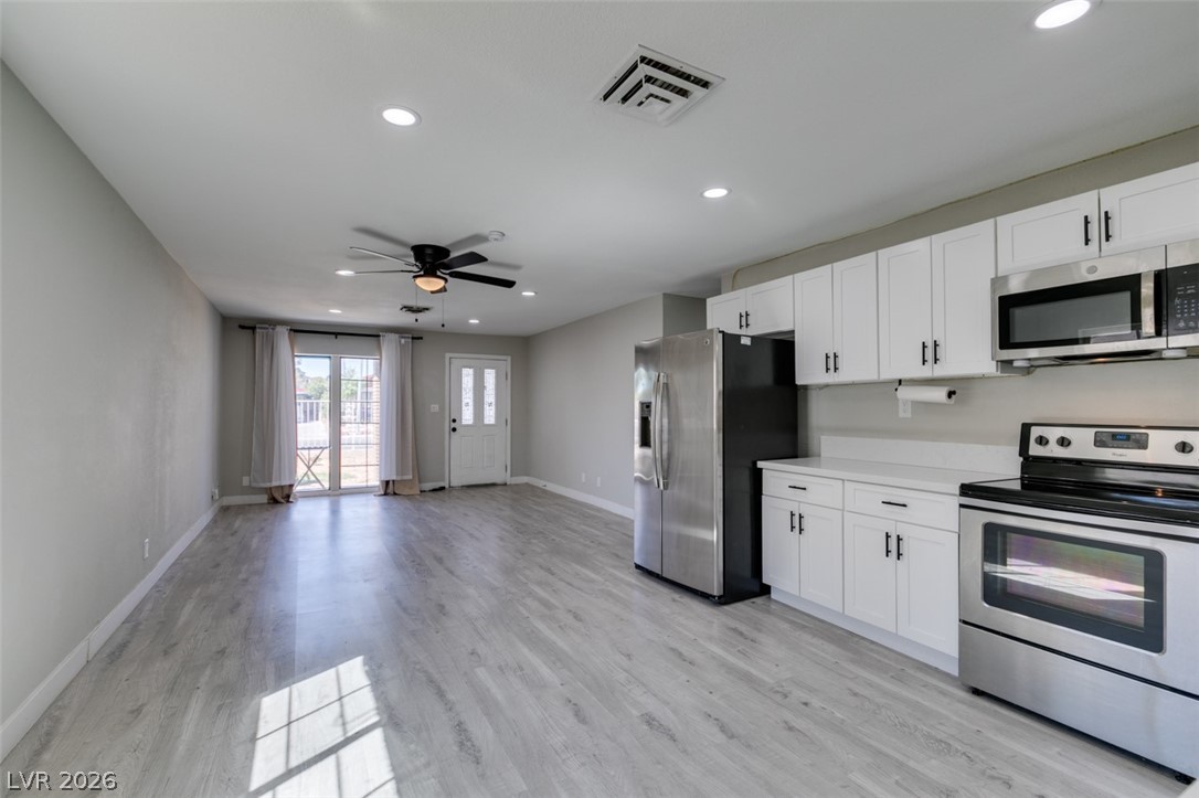 5944 Willard Street Las Vegas NV 89122