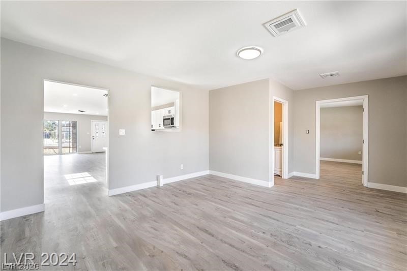 5944 Willard Street Las Vegas NV 89122