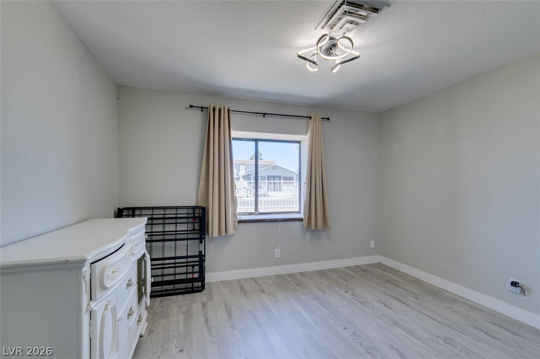 5944 Willard Street Las Vegas NV 89122