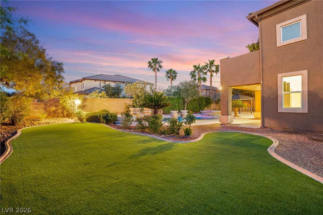 379 Autumn Hue Avenue Las Vegas NV 89123