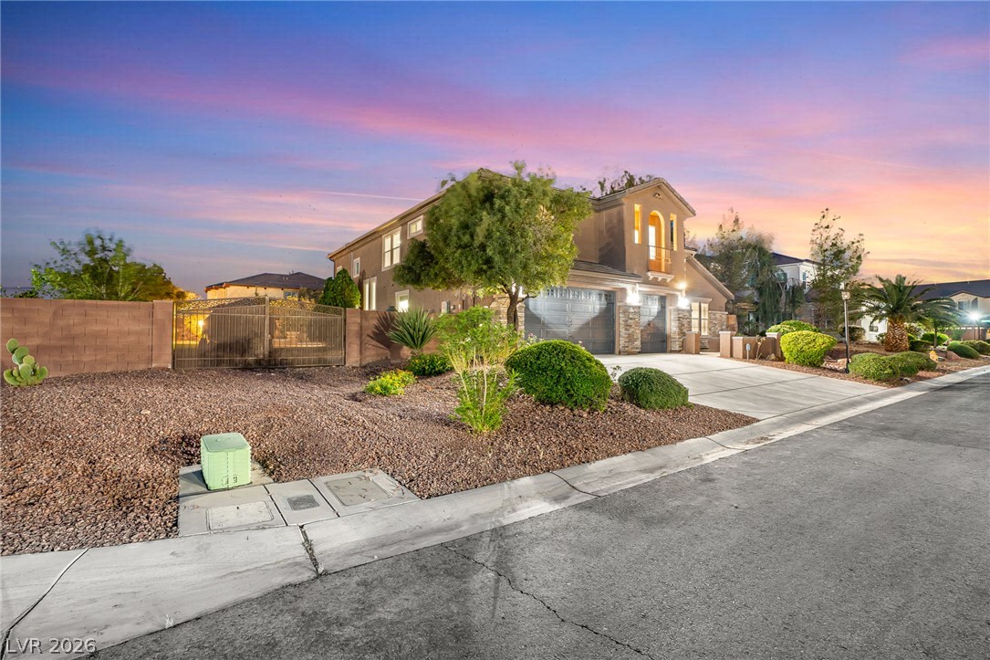 379 Autumn Hue Avenue Las Vegas NV 89123