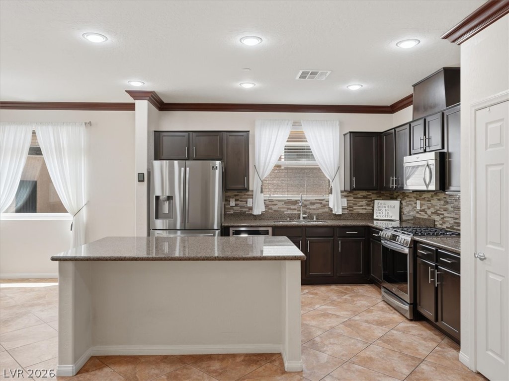 653 Viale Machiavelli Lane Henderson NV 89011