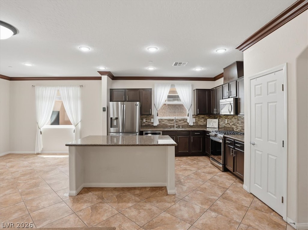 653 Viale Machiavelli Lane Henderson NV 89011