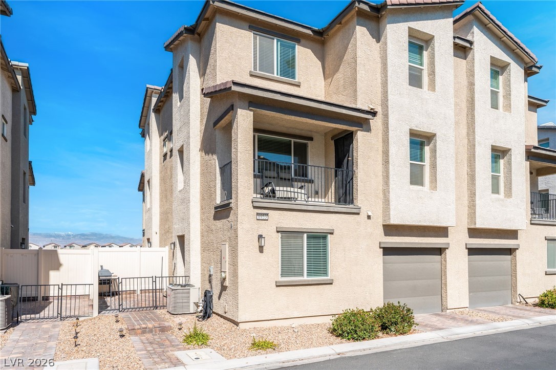6953 Midnight Bronze Street North Las Vegas NV 89086