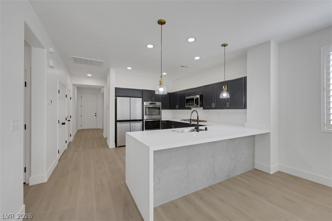 7035 Thistle Ridge Street Las Vegas NV 89166